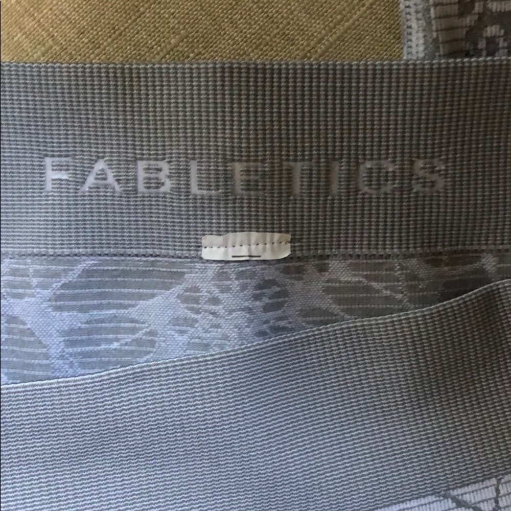 Fabletics Crop Legging - image 2